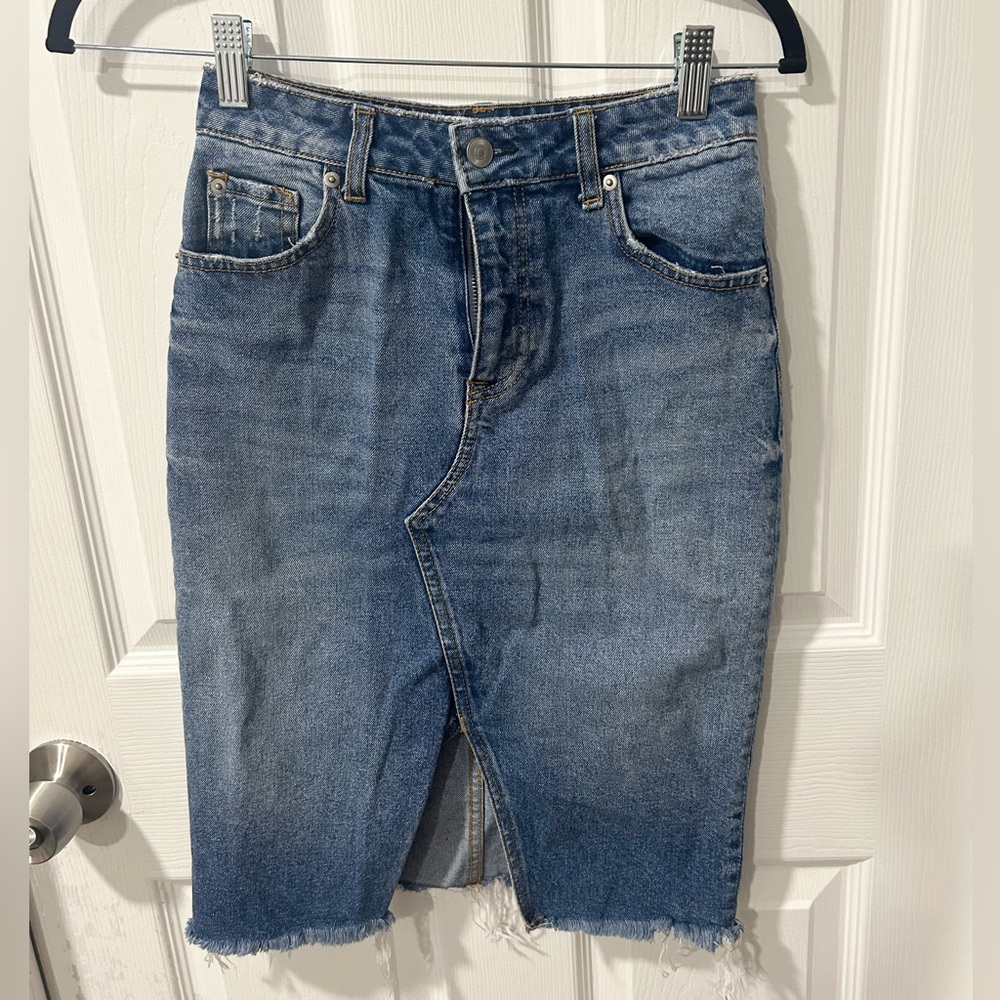 Midi denim skirt